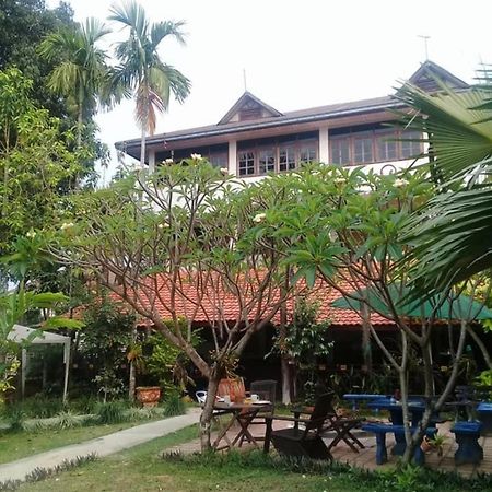 Thakhek Travel Lodge Exterior foto