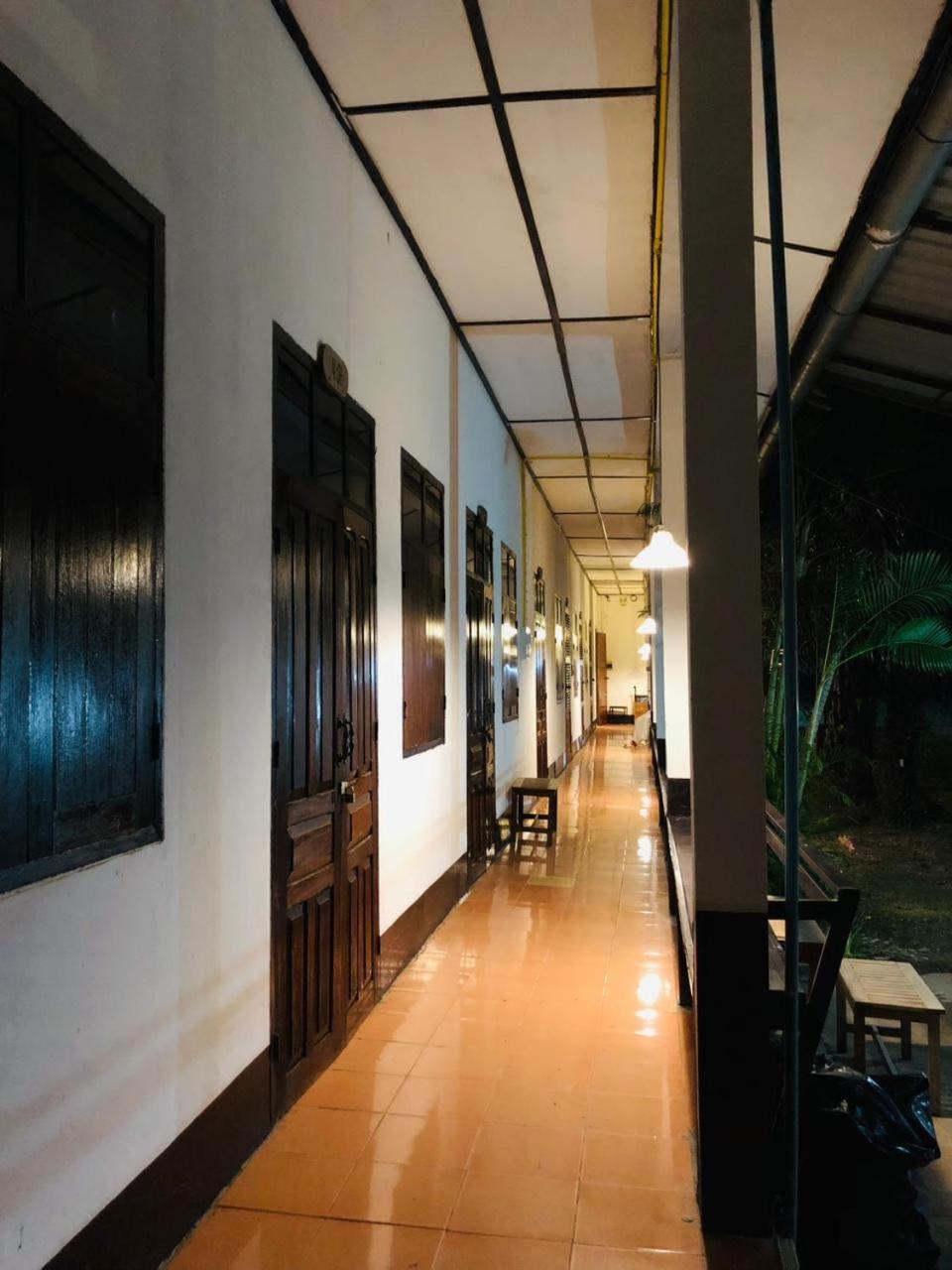 Thakhek Travel Lodge Exterior foto